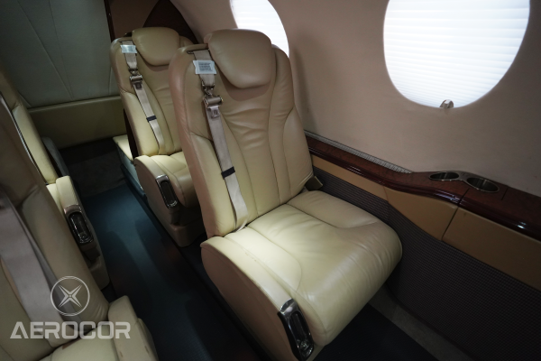 Aerocor Beechcraft Premier N330ac Interior 8a